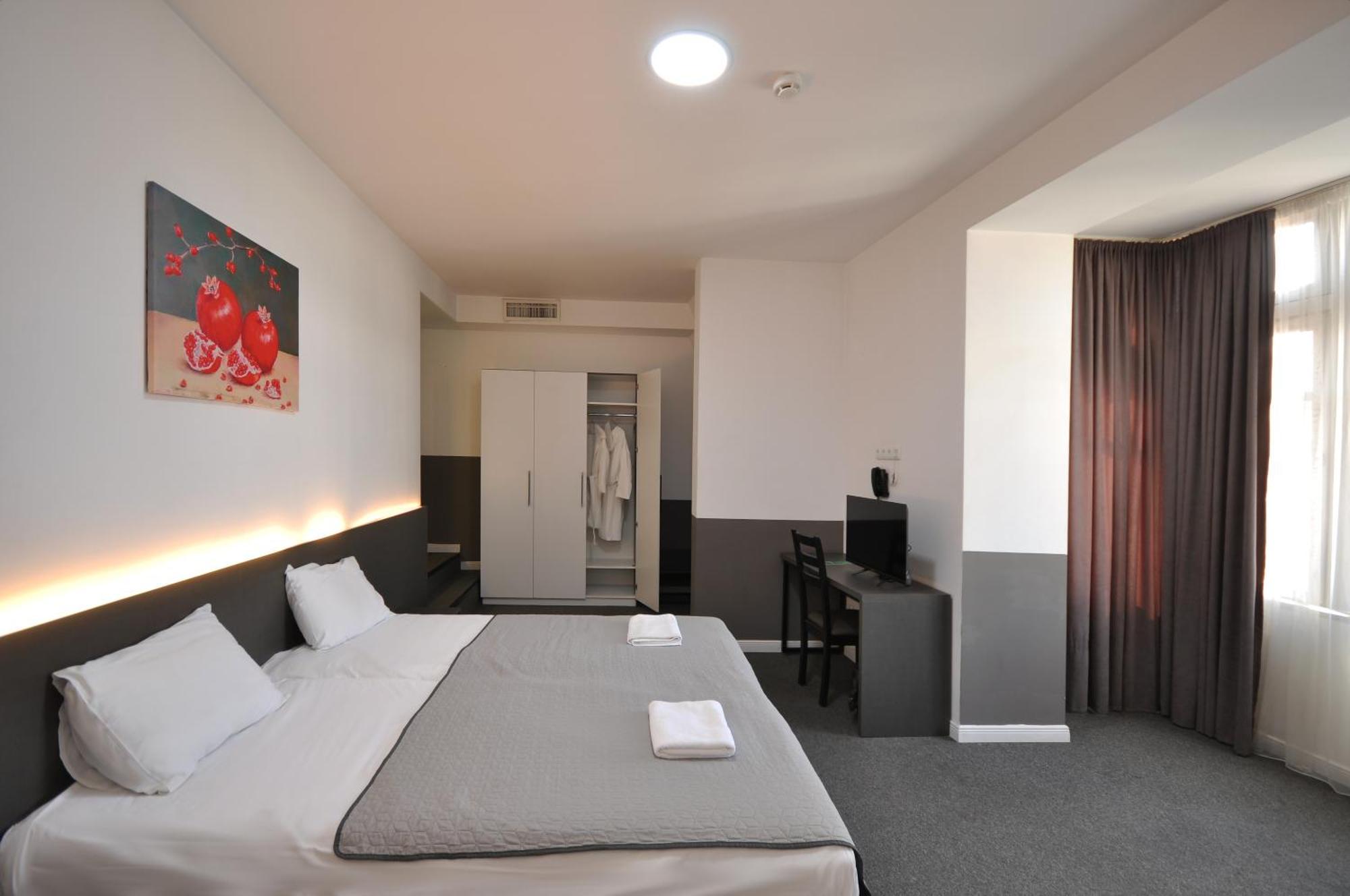 Meidan Inn Tbilisi Exterior photo